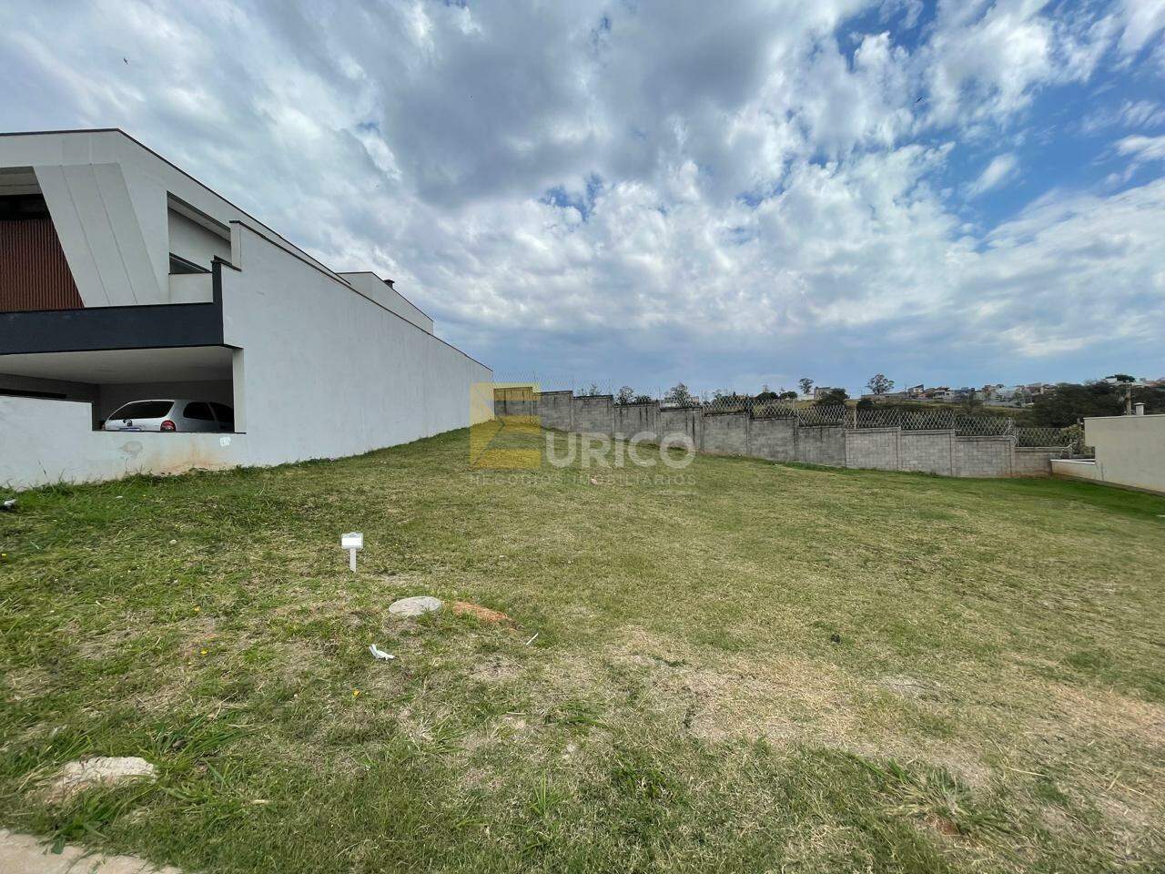 Terreno em Condomínio à venda no Condomínio Residencial Mont'Alcino em Valinhos/SP: 