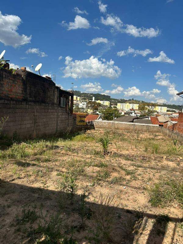 Terreno à venda no Jardim Mirian em Vinhedo/SP: 