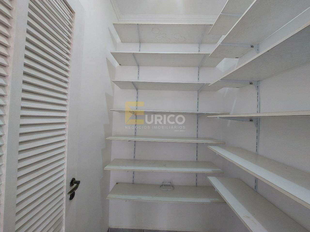 Casa em condomínio à venda no Condomínio Águas da Serra em Valinhos/SP: 