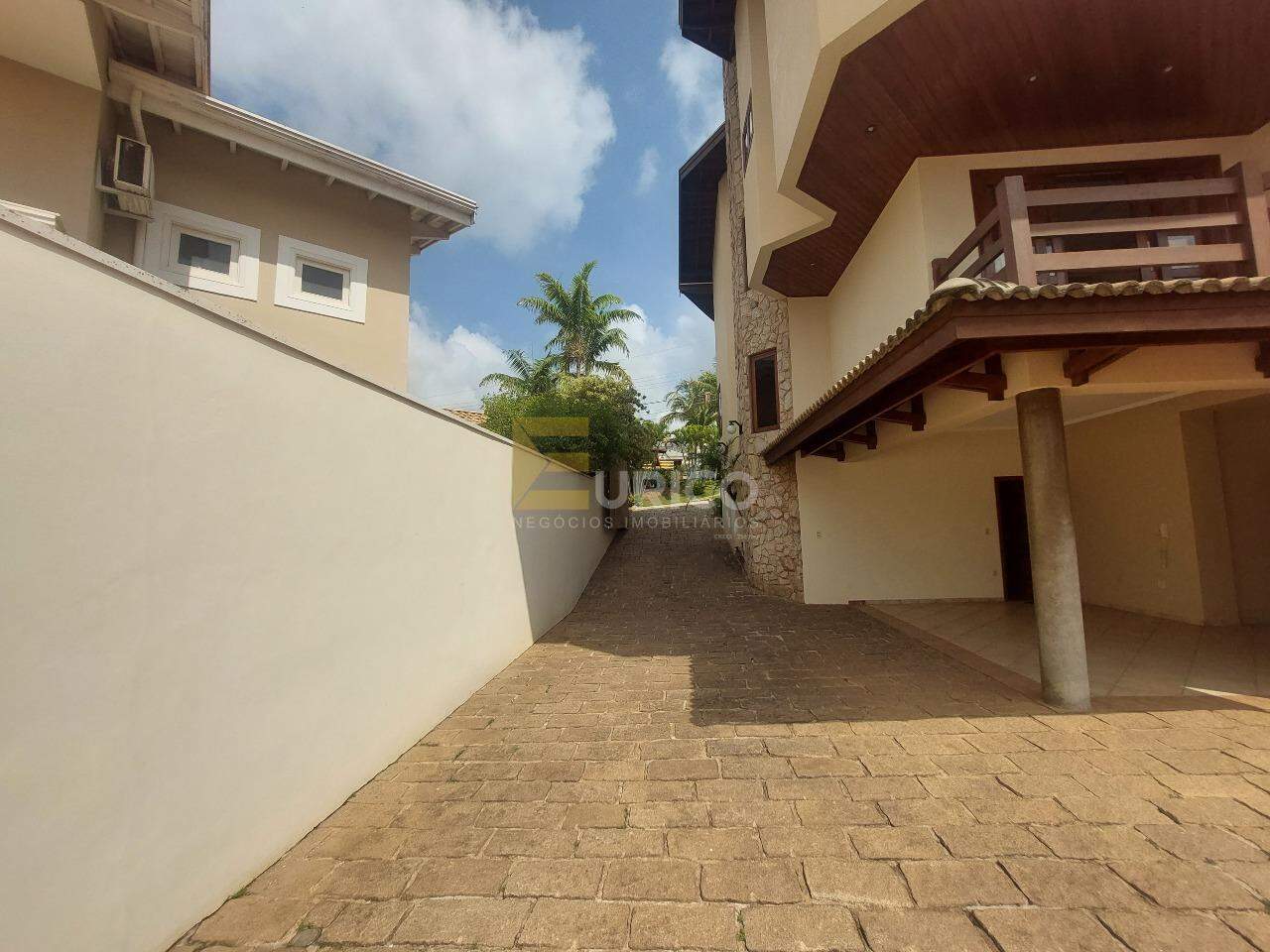 Casa em condomínio para aluguel no Condomínio Residencial Oruam em Valinhos/SP: 