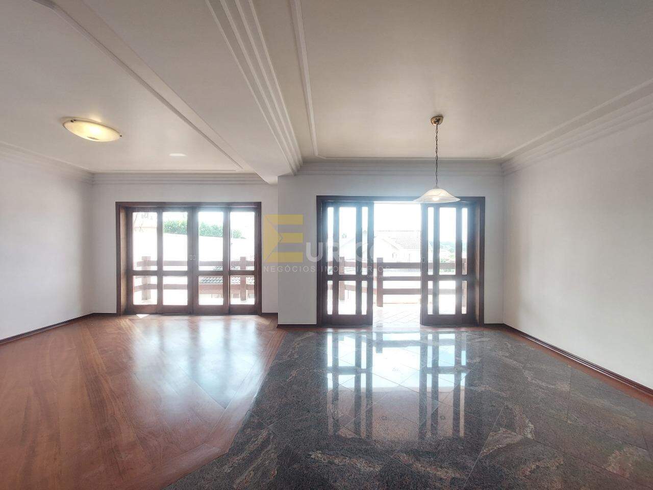 Casa em condomínio para aluguel no Condomínio Residencial Oruam em Valinhos/SP: 
