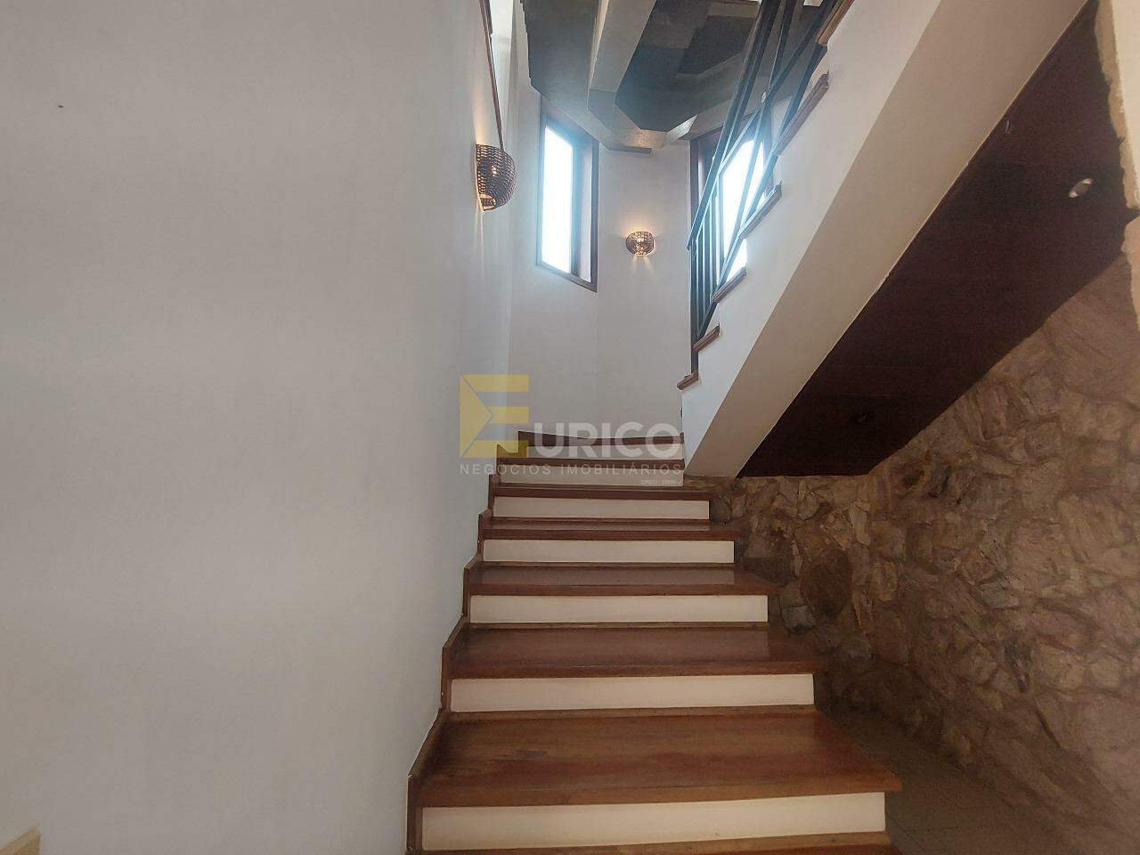 Casa em condomínio para aluguel no Condomínio Residencial Oruam em Valinhos/SP: 