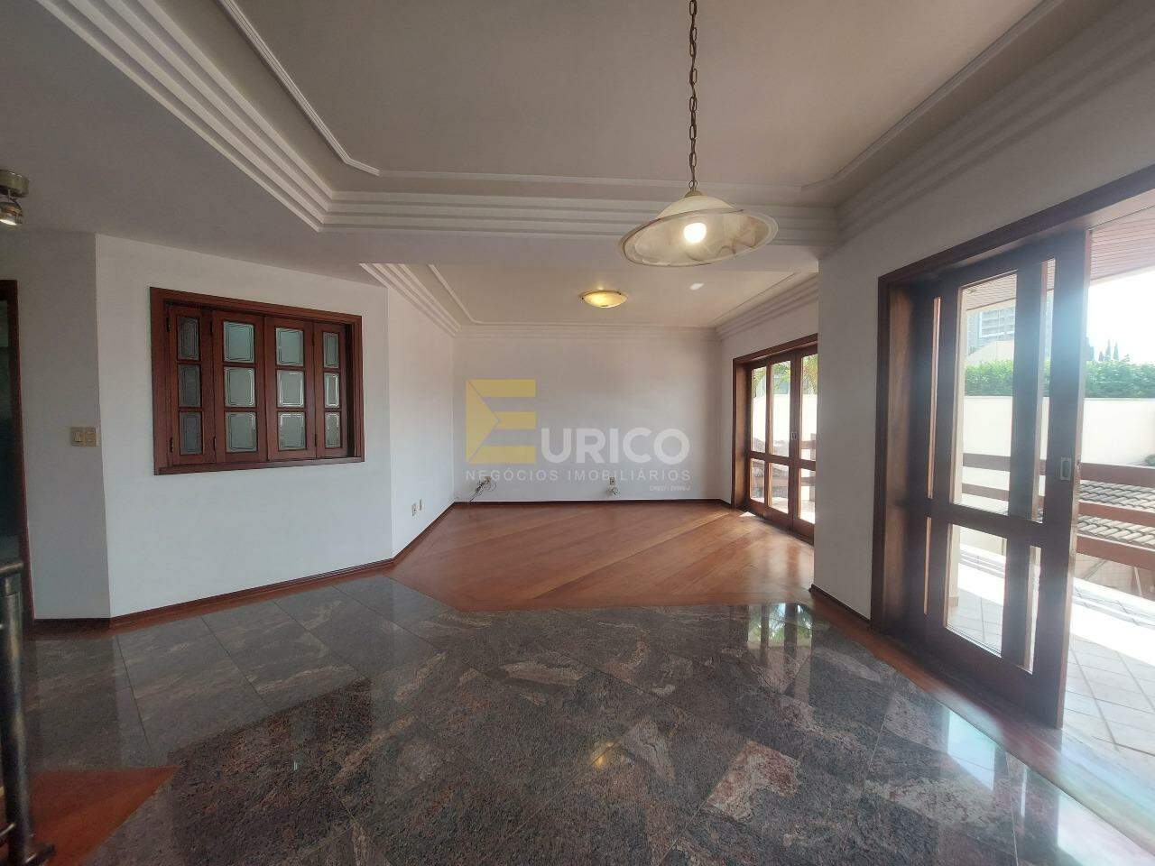 Casa em condomínio para aluguel no Condomínio Residencial Oruam em Valinhos/SP: 