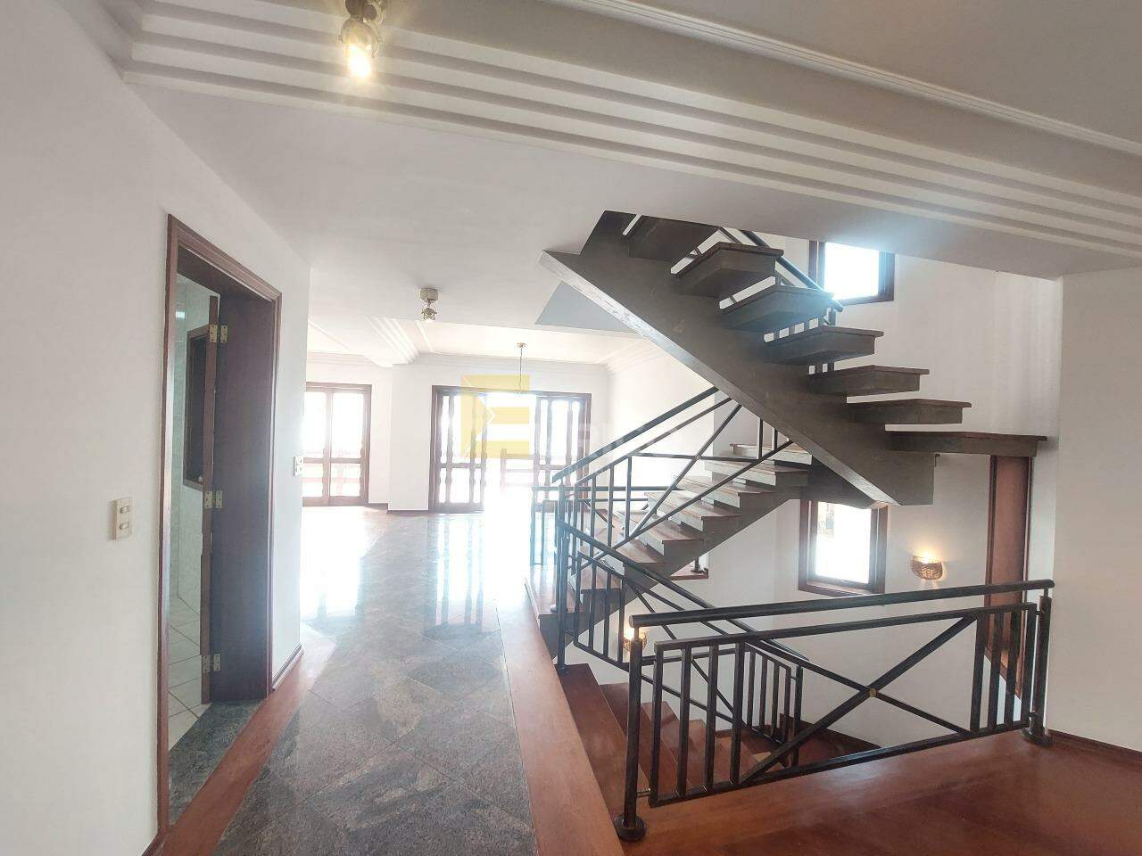 Casa em condomínio para aluguel no Condomínio Residencial Oruam em Valinhos/SP: 