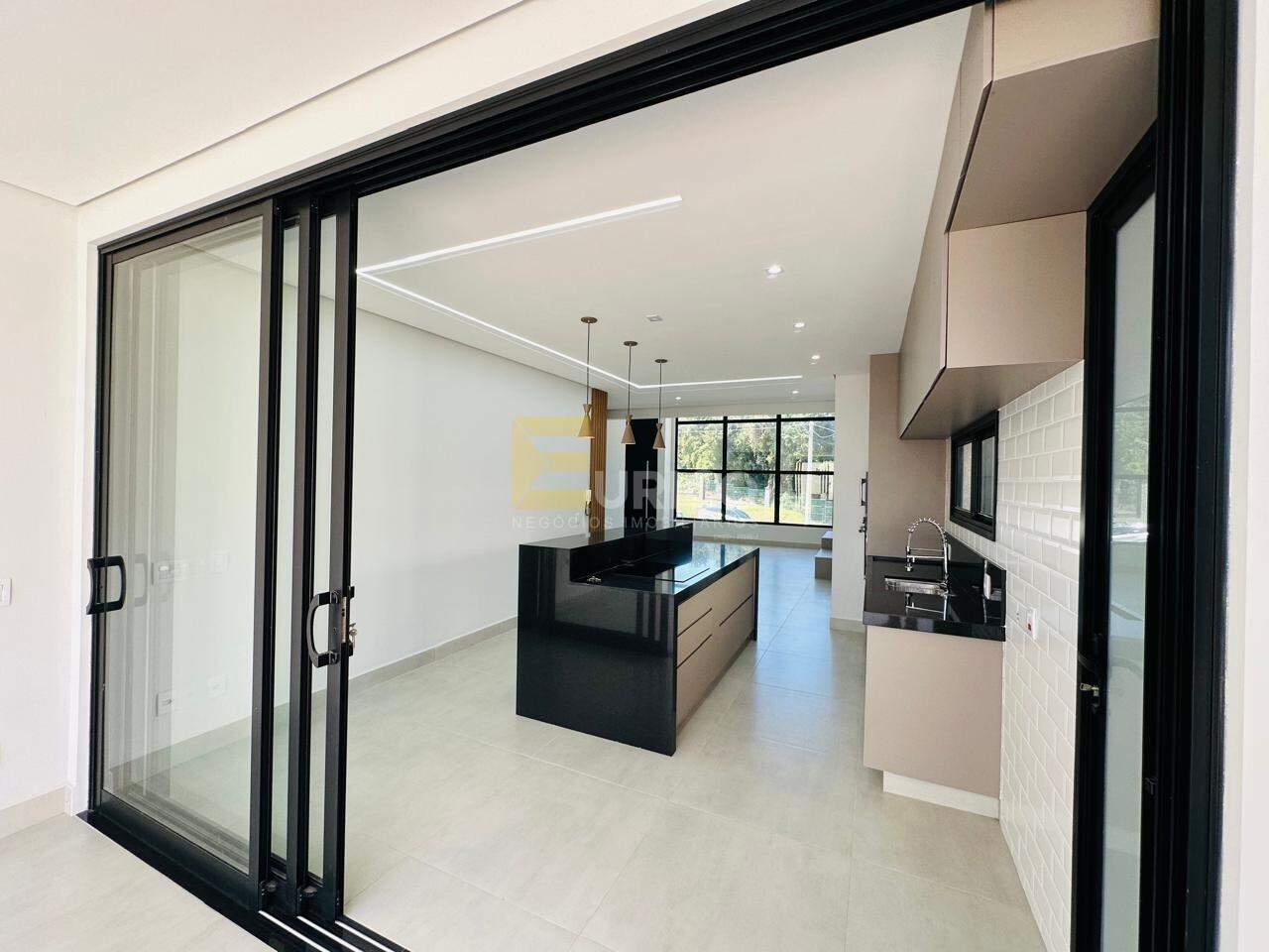 Casa em condomínio à venda no Swiss Park em Campinas/SP: 