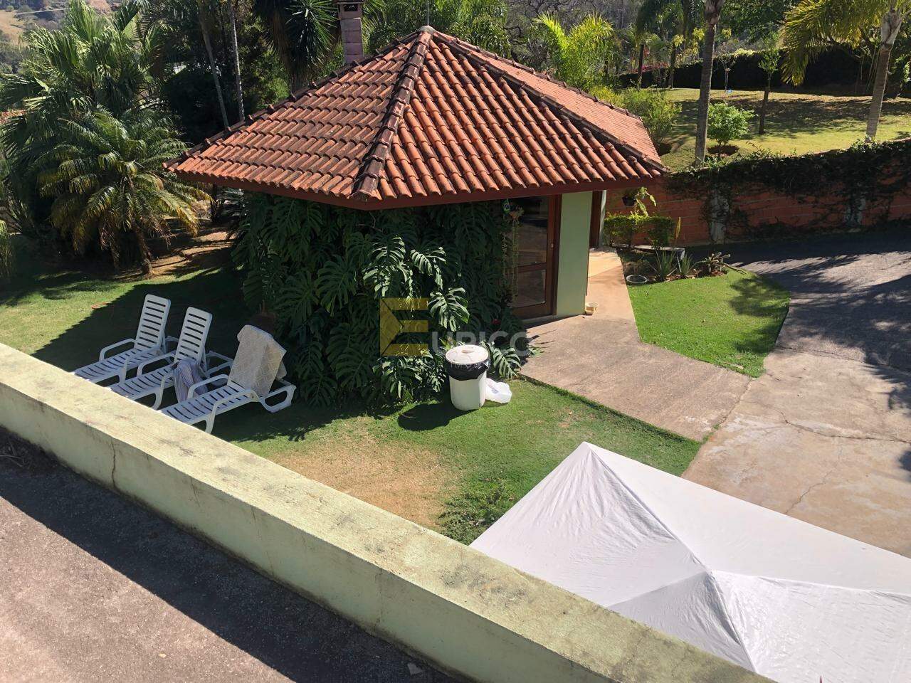 Casa em condomínio à venda no Condomínio Recanto Florido em Vinhedo/SP: 