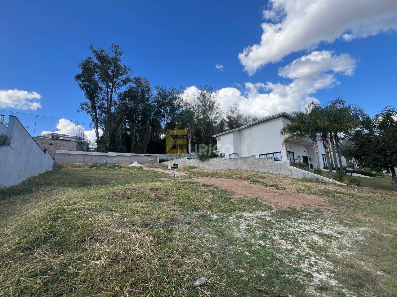 Terreno em Condomínio à venda no Condomínio Jardim Europa em Vinhedo/SP: 