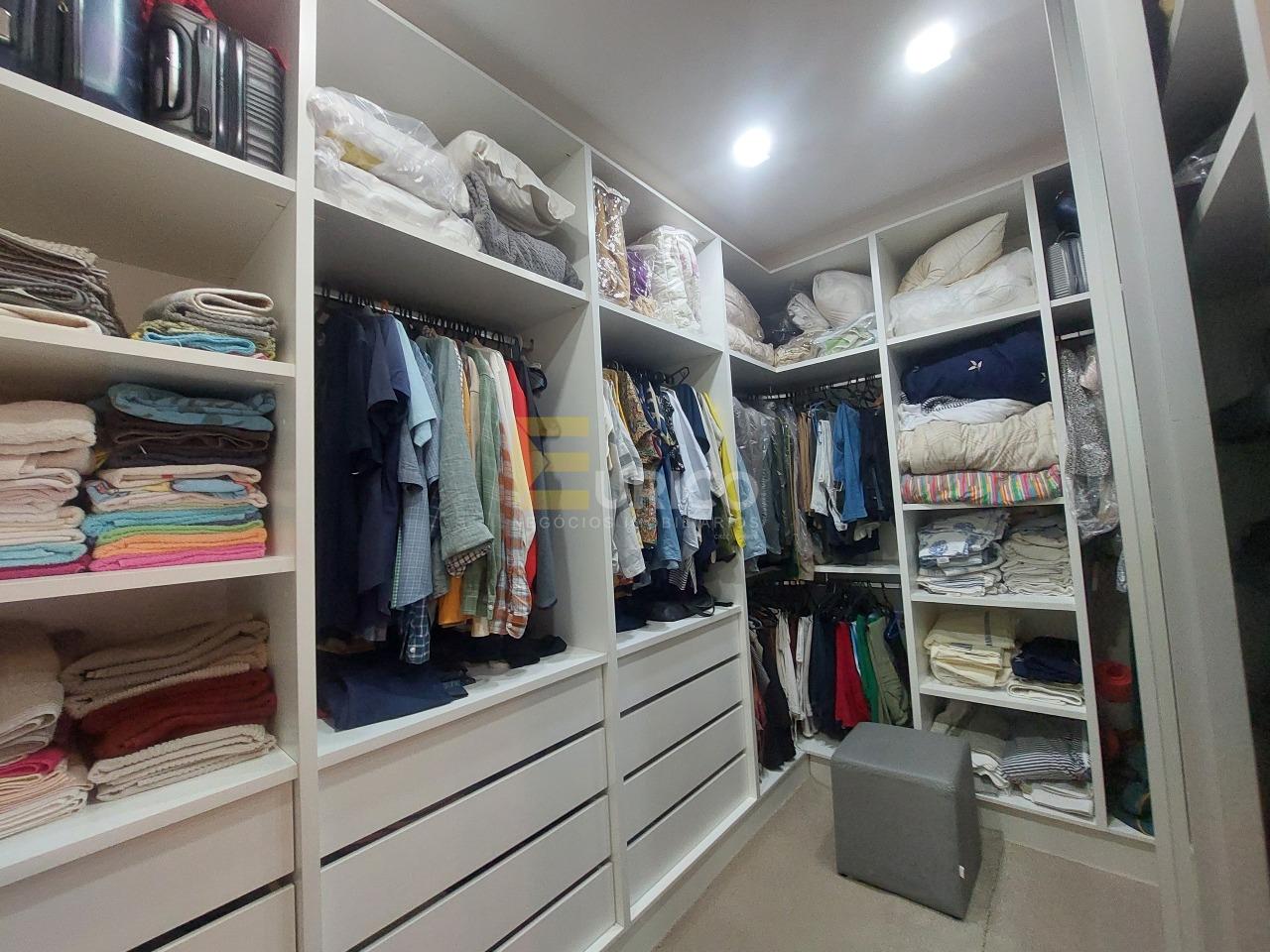 Casa em condomínio à venda no Condomínio Residencial Oruam em Valinhos/SP: 