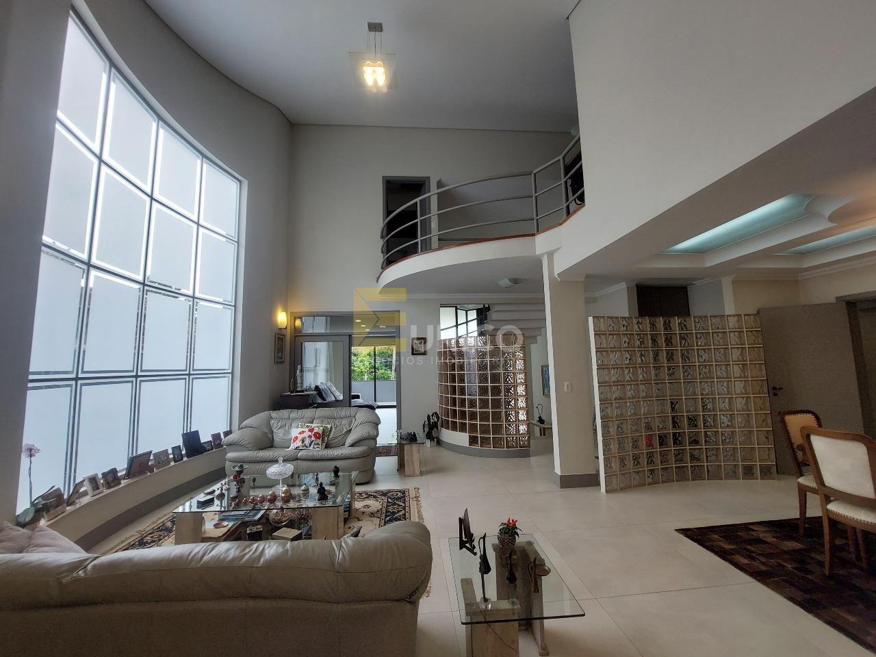 Casa em condomínio à venda no Condomínio Residencial Oruam em Valinhos/SP: 