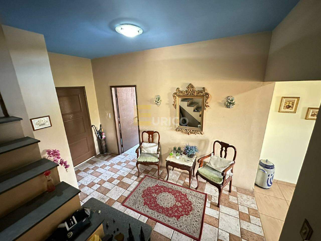 Casa à venda no Centro em Vinhedo/SP: 