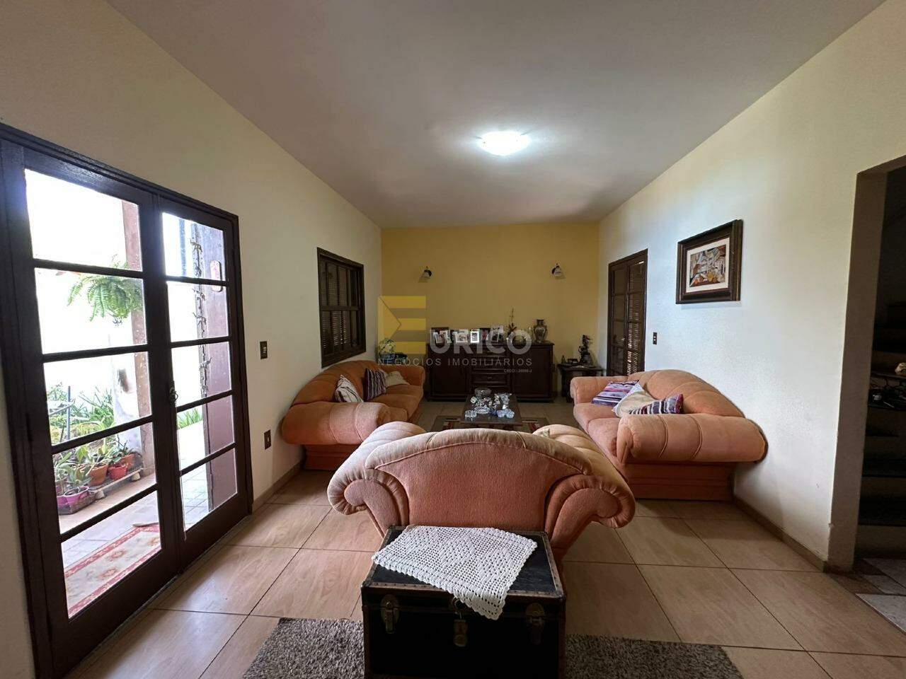 Casa à venda no Centro em Vinhedo/SP: 