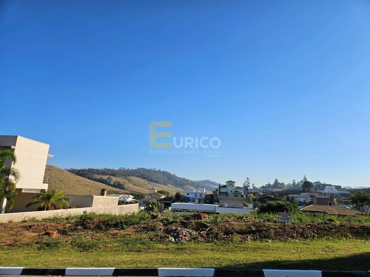 Terreno em Condomínio à venda no Condomínio Vila Hípica II em Vinhedo/SP: 