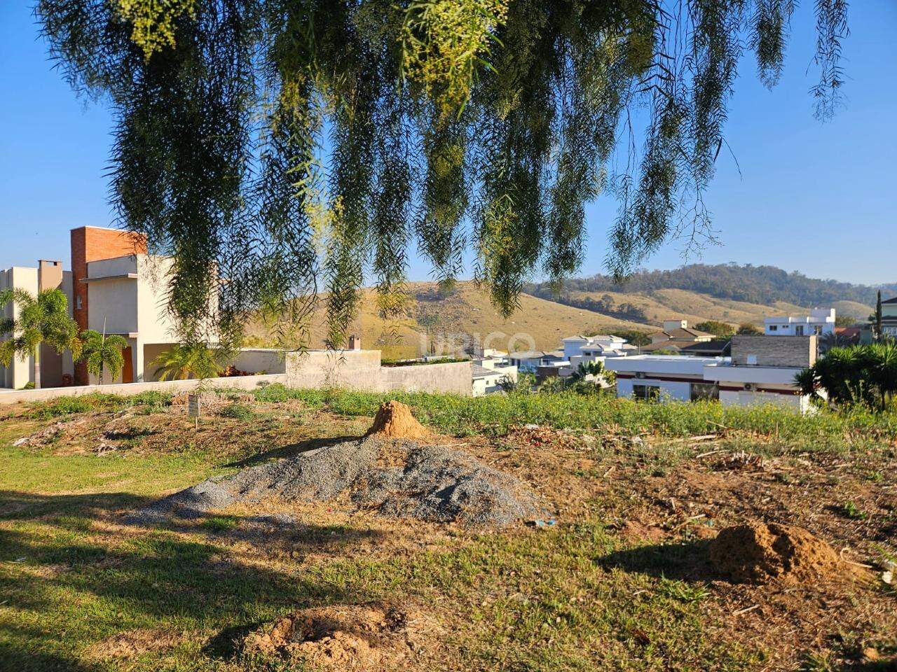 Terreno em Condomínio à venda no Condomínio Vila Hípica II em Vinhedo/SP: 