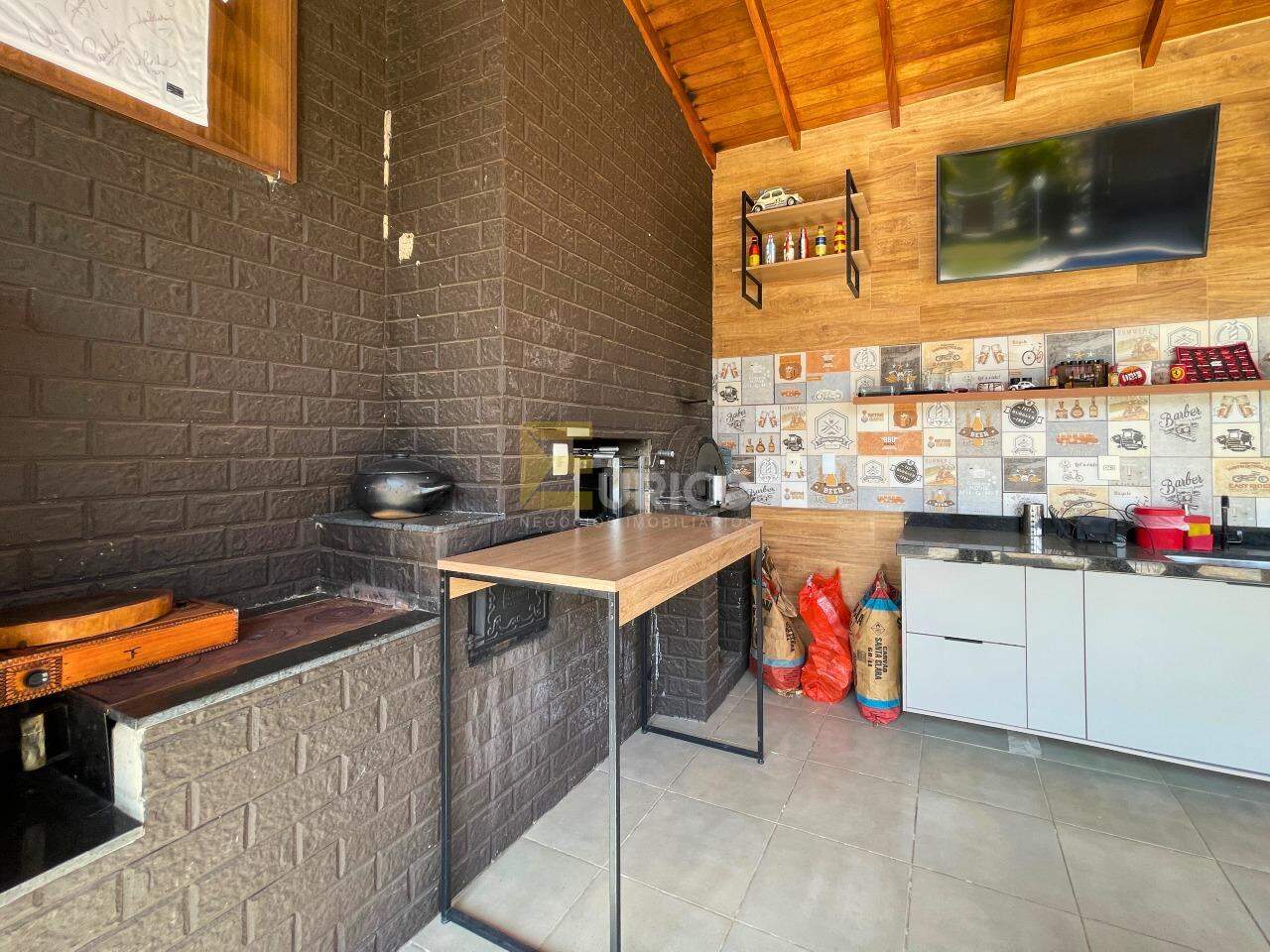 Casa em condomínio à venda no Residencial Montes Claros em Itupeva/SP: 