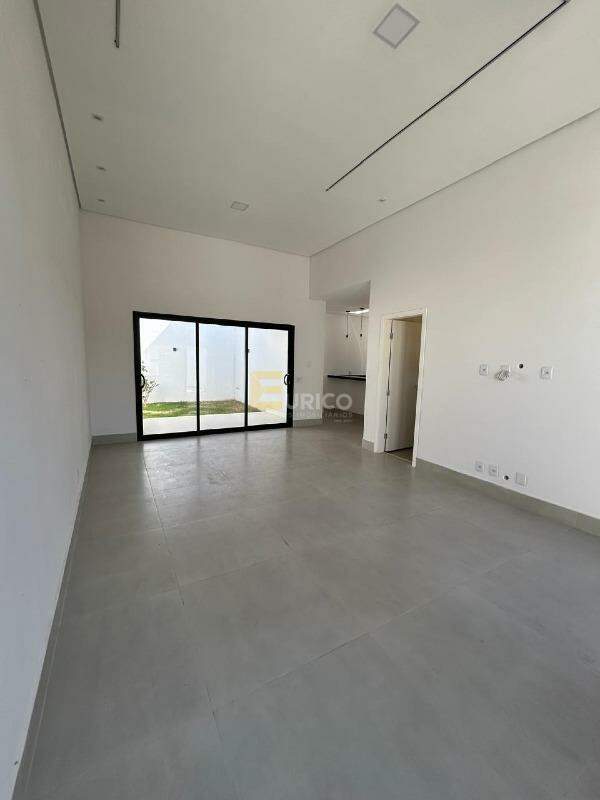 Casa à venda no Bosque em Vinhedo/SP: sala