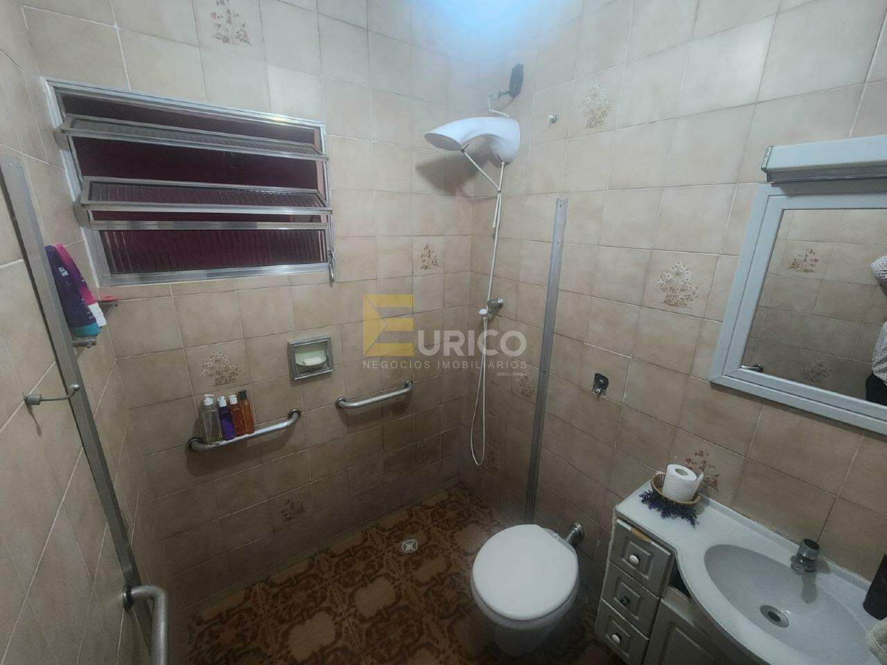 Casa à venda no PARQUE RESIDENCIAL ELOY CHAVES em Jundiaí/SP: 