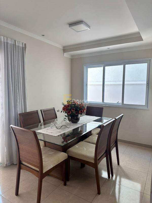 Casa à venda no Capela em Vinhedo/SP: 