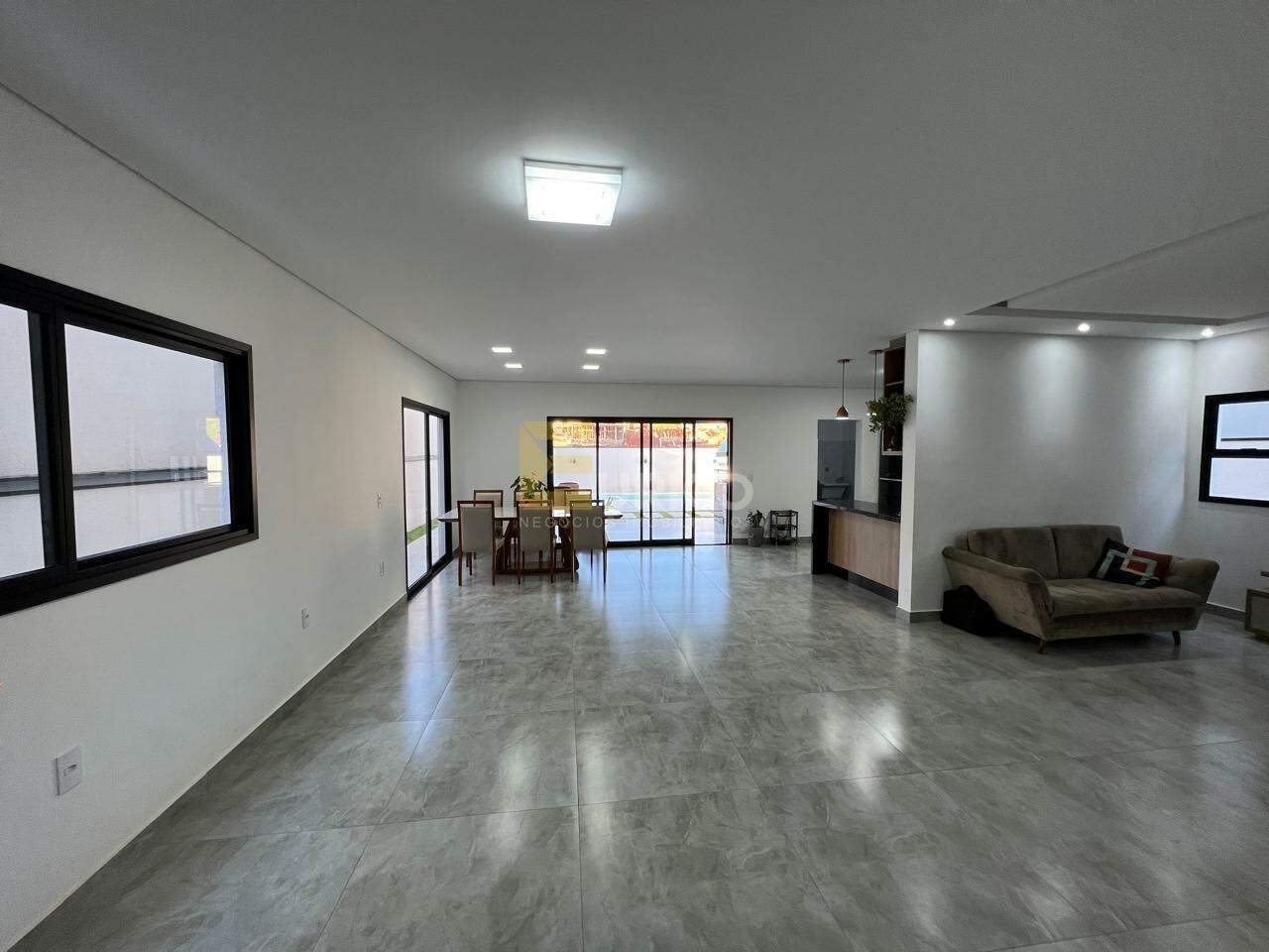 Casa em condomínio à venda no Condomínio Residencial Ibi Aram II em Itupeva/SP: 