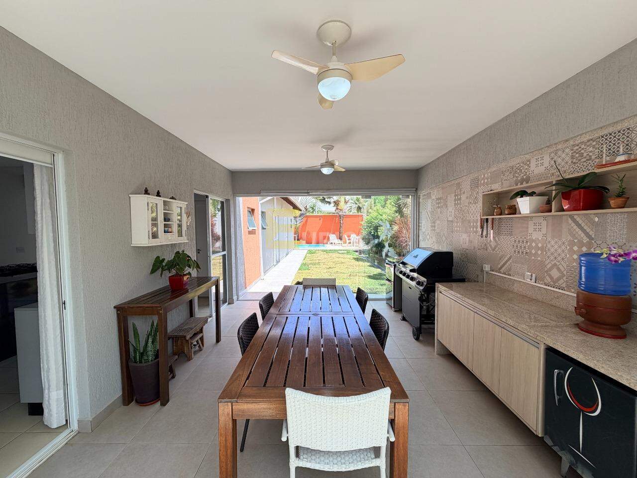 Casa em condomínio à venda no Condomínio Reserva dos Vinhedos em Louveira/SP: