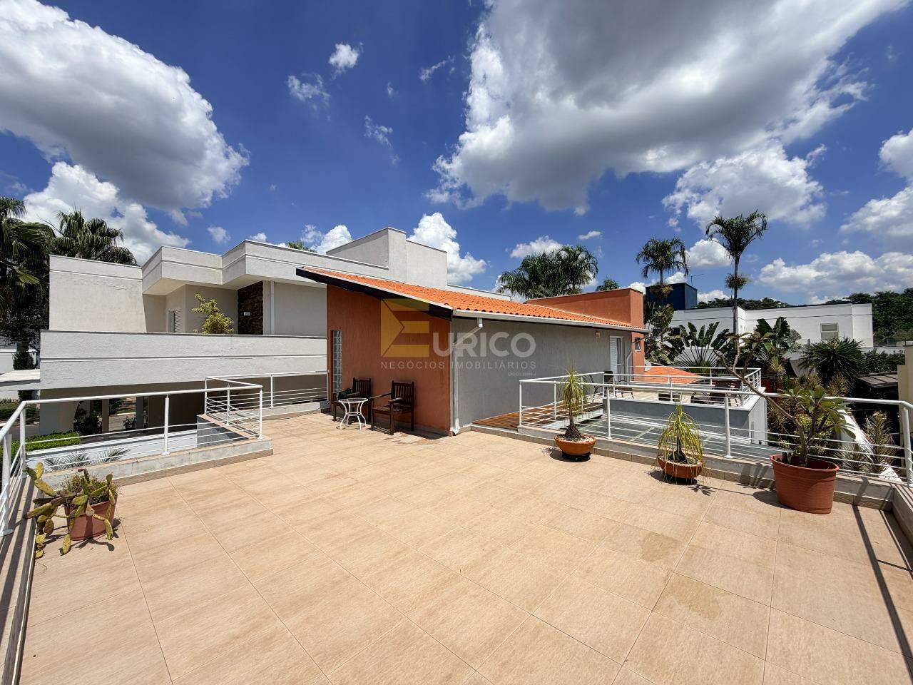 Casa em condomínio à venda no Condomínio Reserva dos Vinhedos em Louveira/SP: