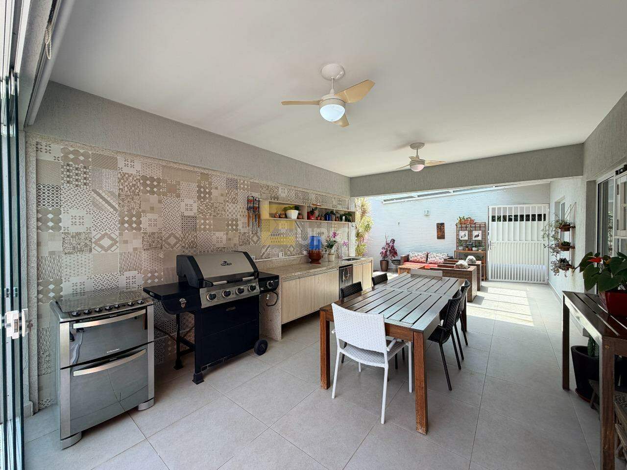 Casa em condomínio à venda no Condomínio Reserva dos Vinhedos em Louveira/SP:
