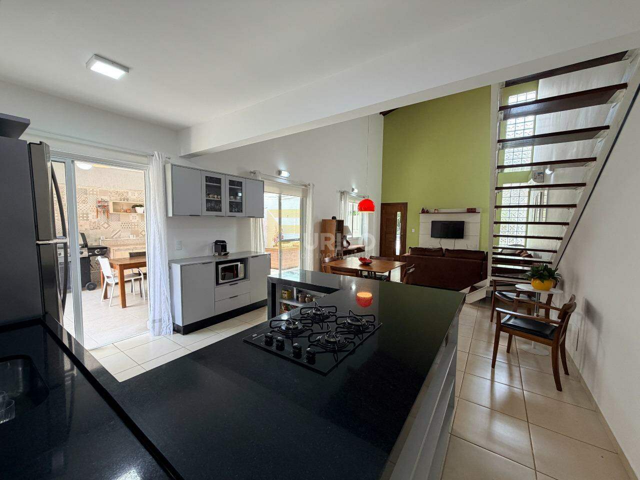 Casa em condomínio à venda no Condomínio Reserva dos Vinhedos em Louveira/SP: