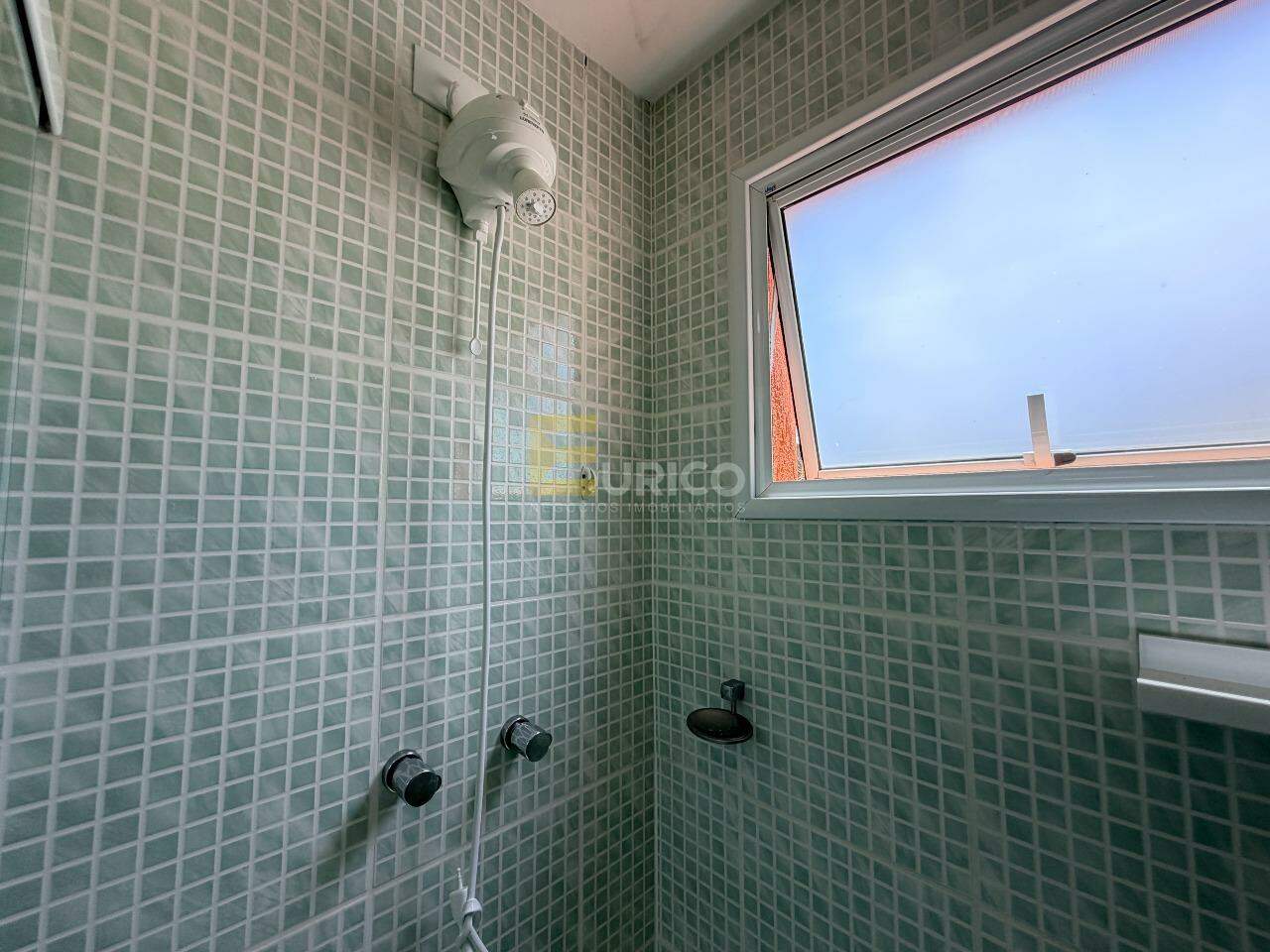 Casa em condomínio à venda no Condomínio Reserva dos Vinhedos em Louveira/SP: