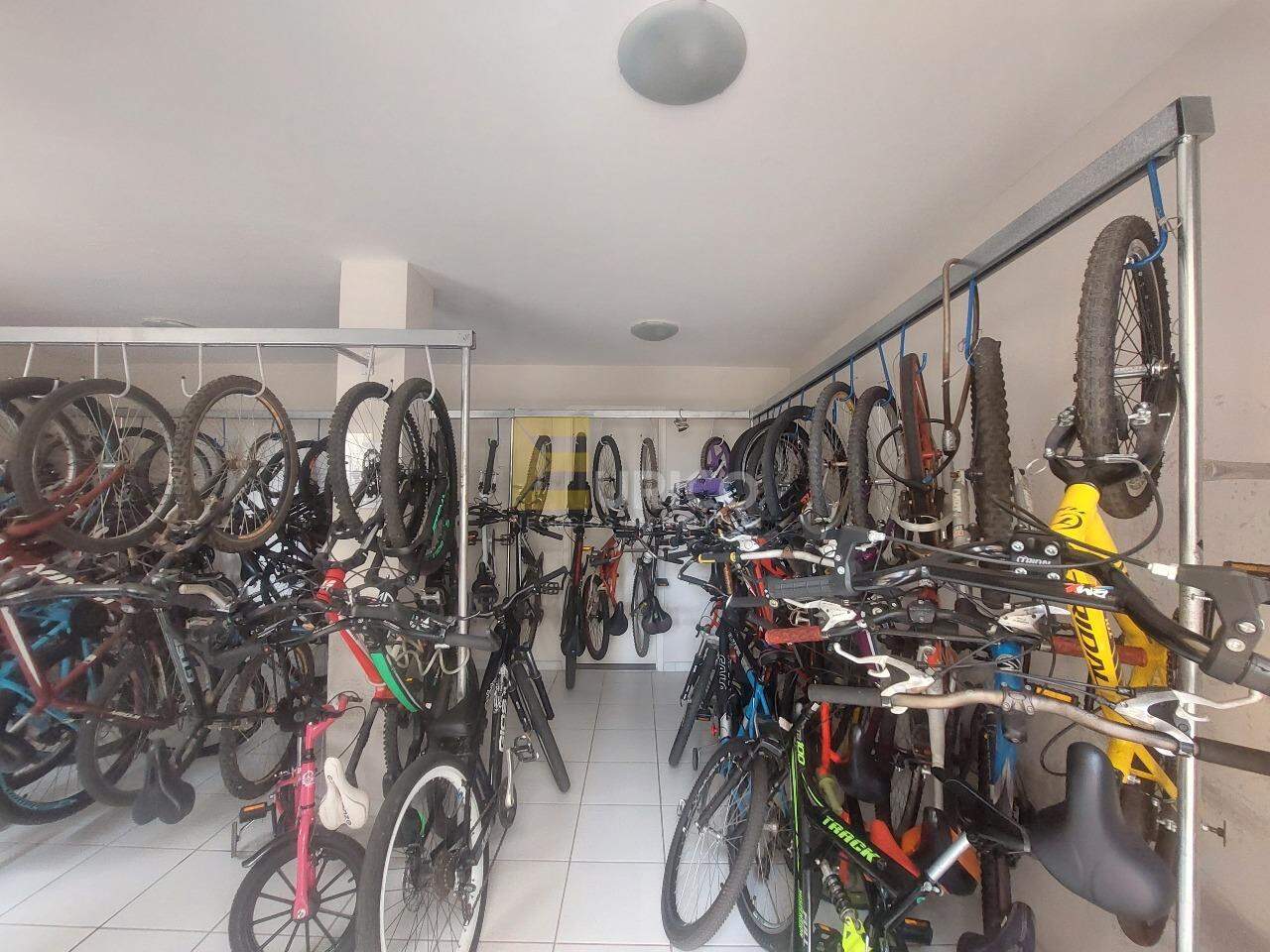 Apartamento para aluguel no Condomínio Mais Campos Salles em Valinhos/SP: