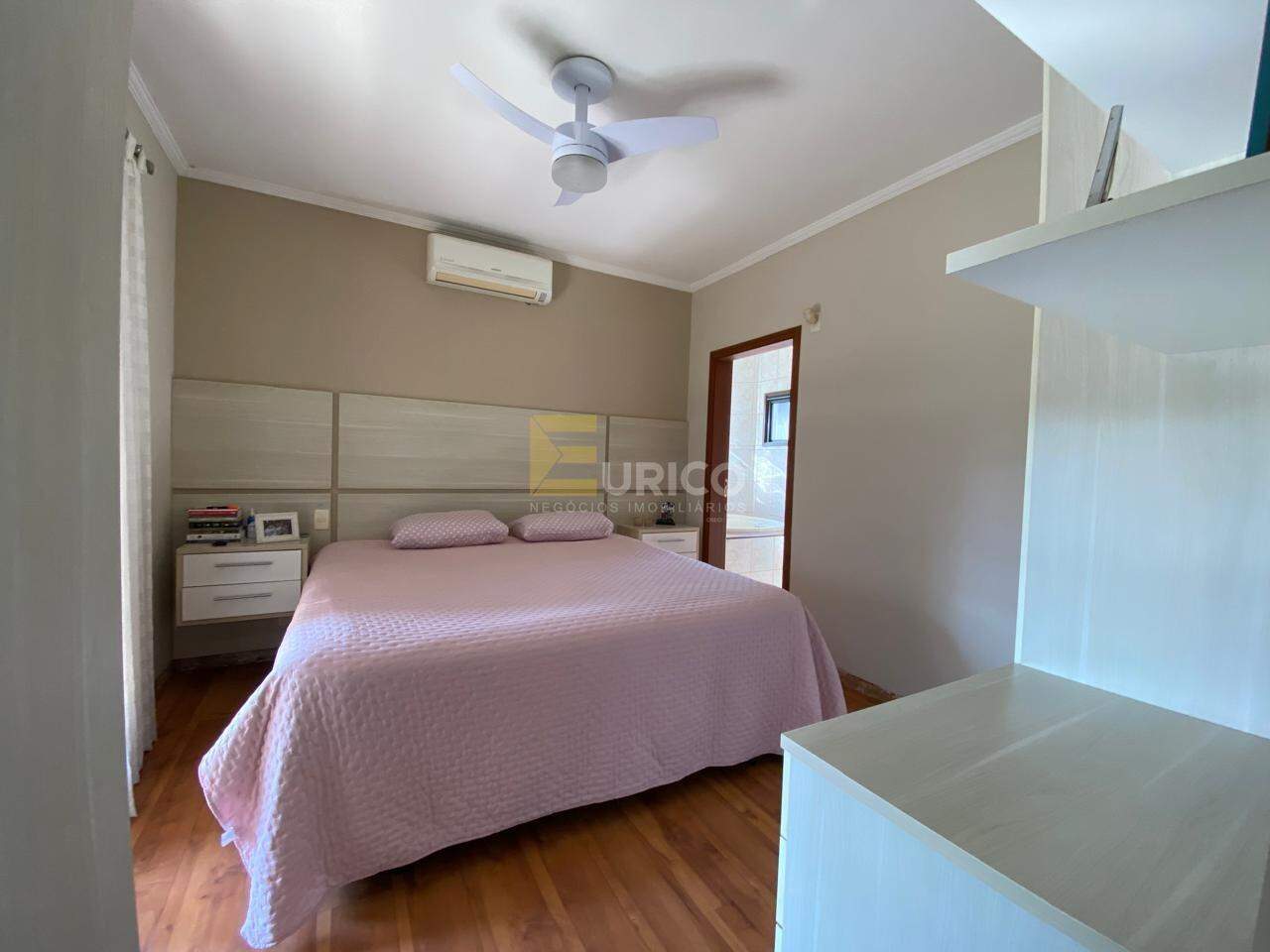 Casa em condomínio à venda no Condomínio Villaggio Capríccio em Louveira/SP: 