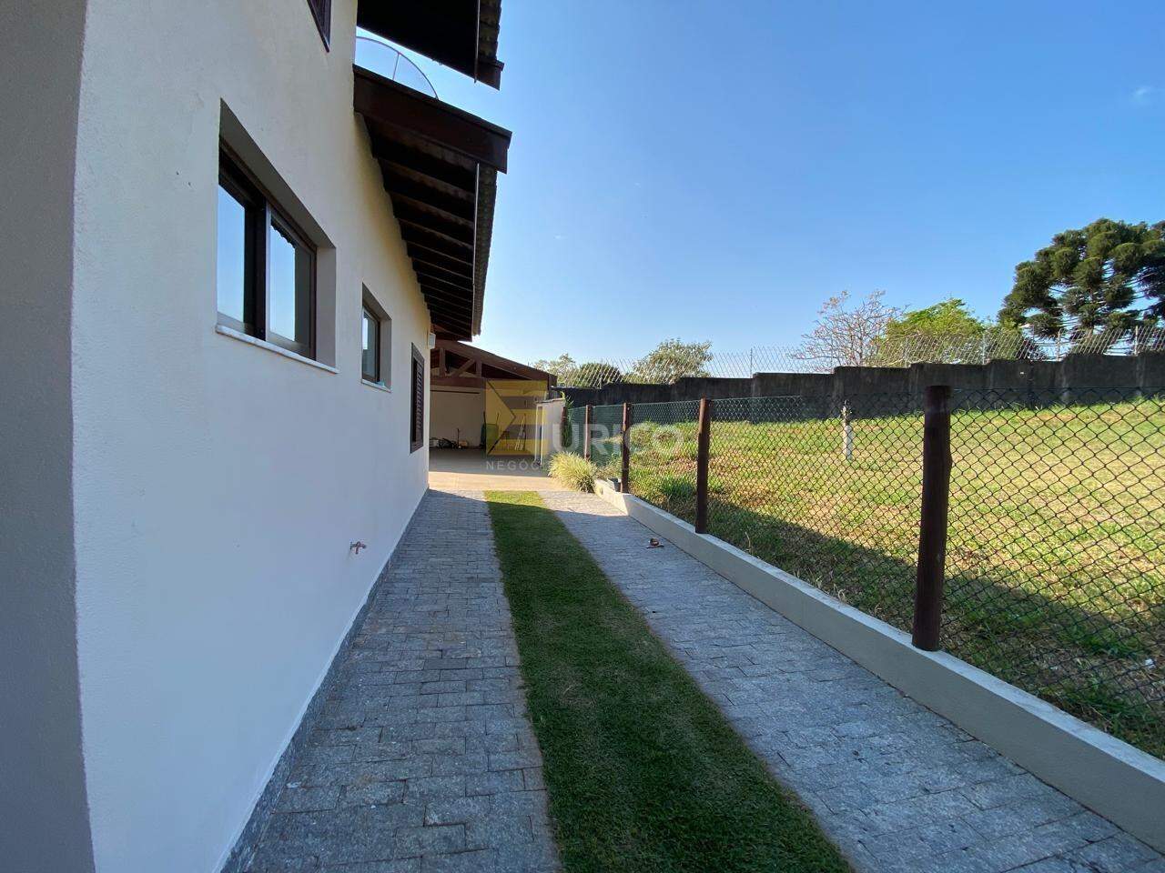 Casa em condomínio à venda no Condomínio Villaggio Capríccio em Louveira/SP: 