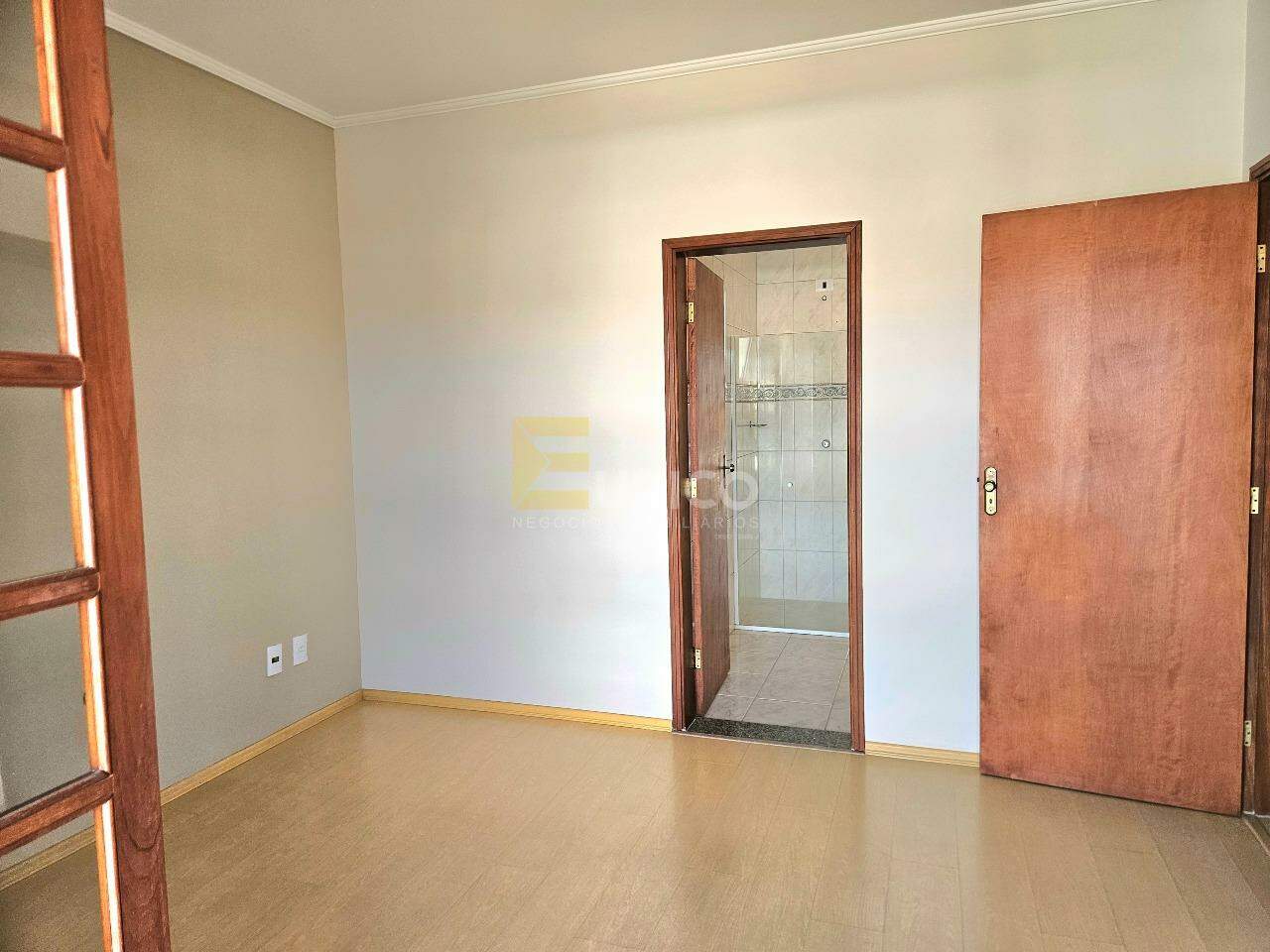 Casa em condomínio à venda no Condomínio Residencial Mirante do Lenheiro em Valinhos/SP: 