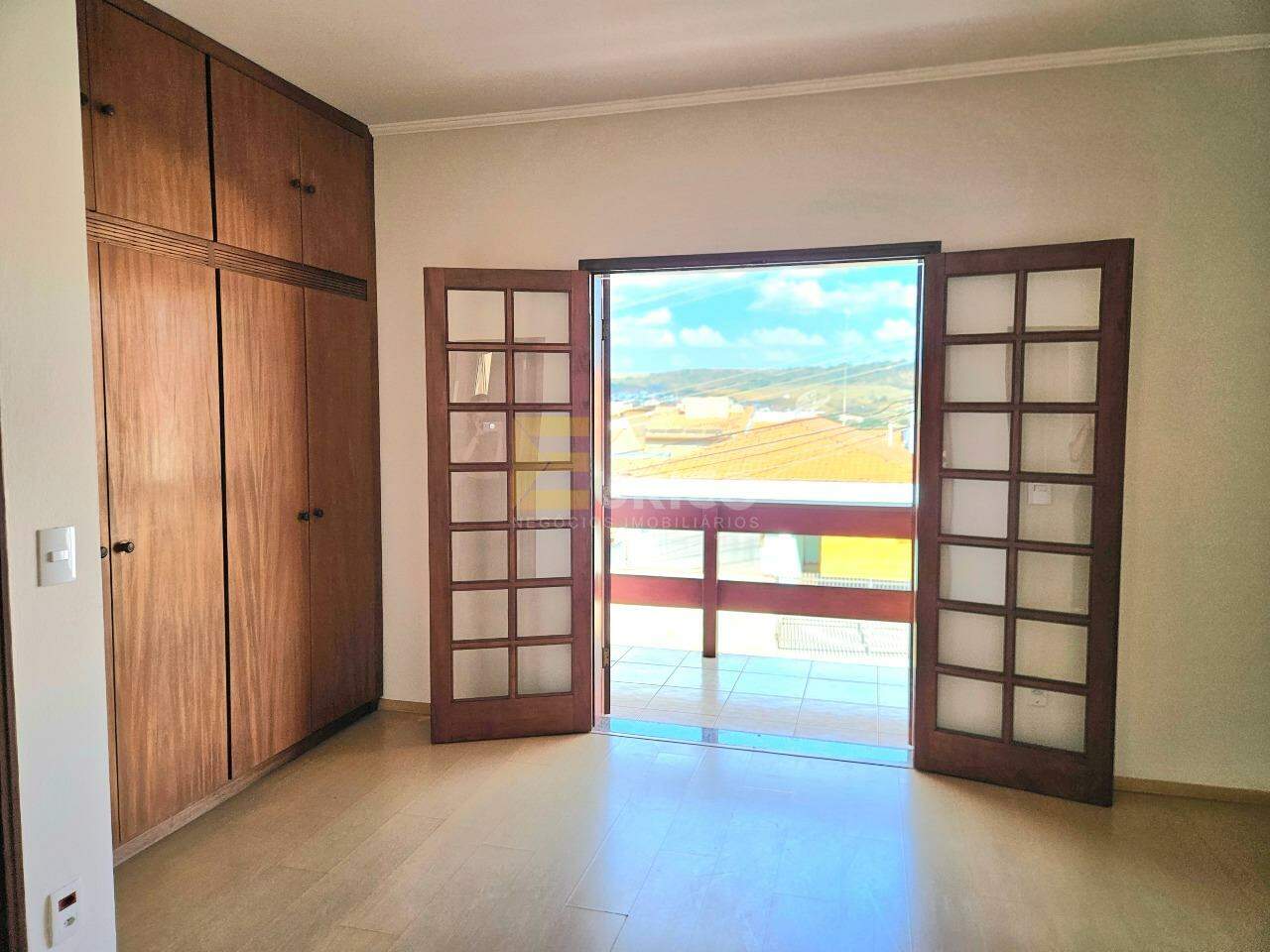 Casa em condomínio à venda no Condomínio Residencial Mirante do Lenheiro em Valinhos/SP: 