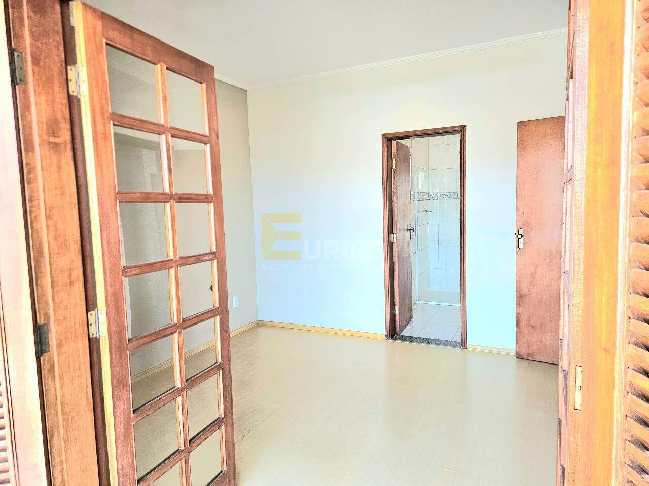 Casa em condomínio à venda no Condomínio Residencial Mirante do Lenheiro em Valinhos/SP: 