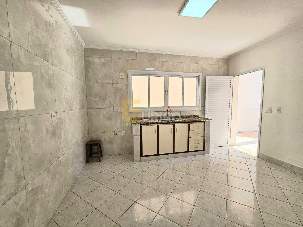 Casa em condomínio à venda no Condomínio Residencial Mirante do Lenheiro em Valinhos/SP: 