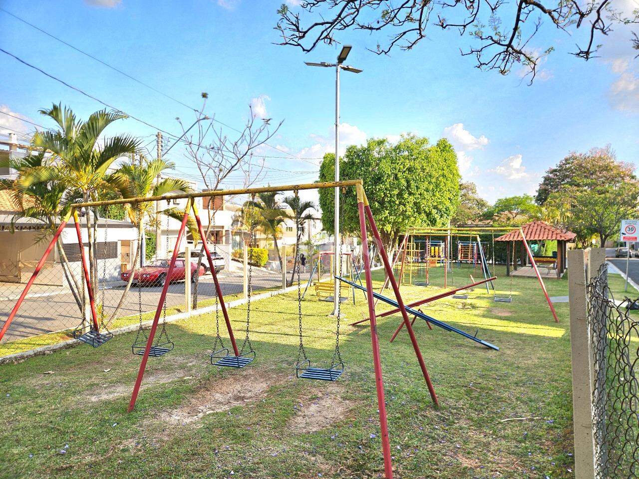 Casa em condomínio à venda no Condomínio Residencial Mirante do Lenheiro em Valinhos/SP: 
