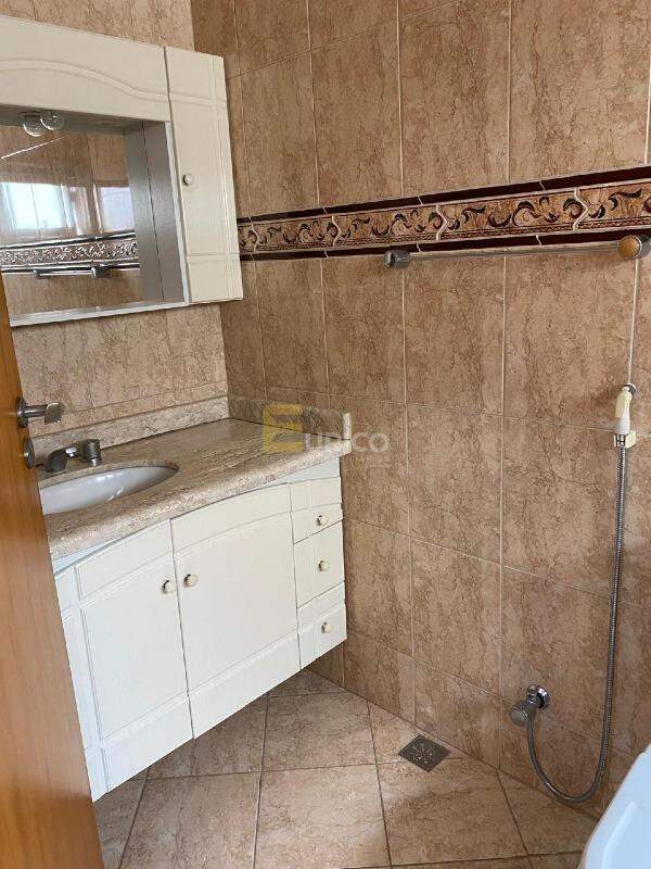 Casa em condomínio à venda no Condomínio Reserva Colonial em Valinhos/SP: