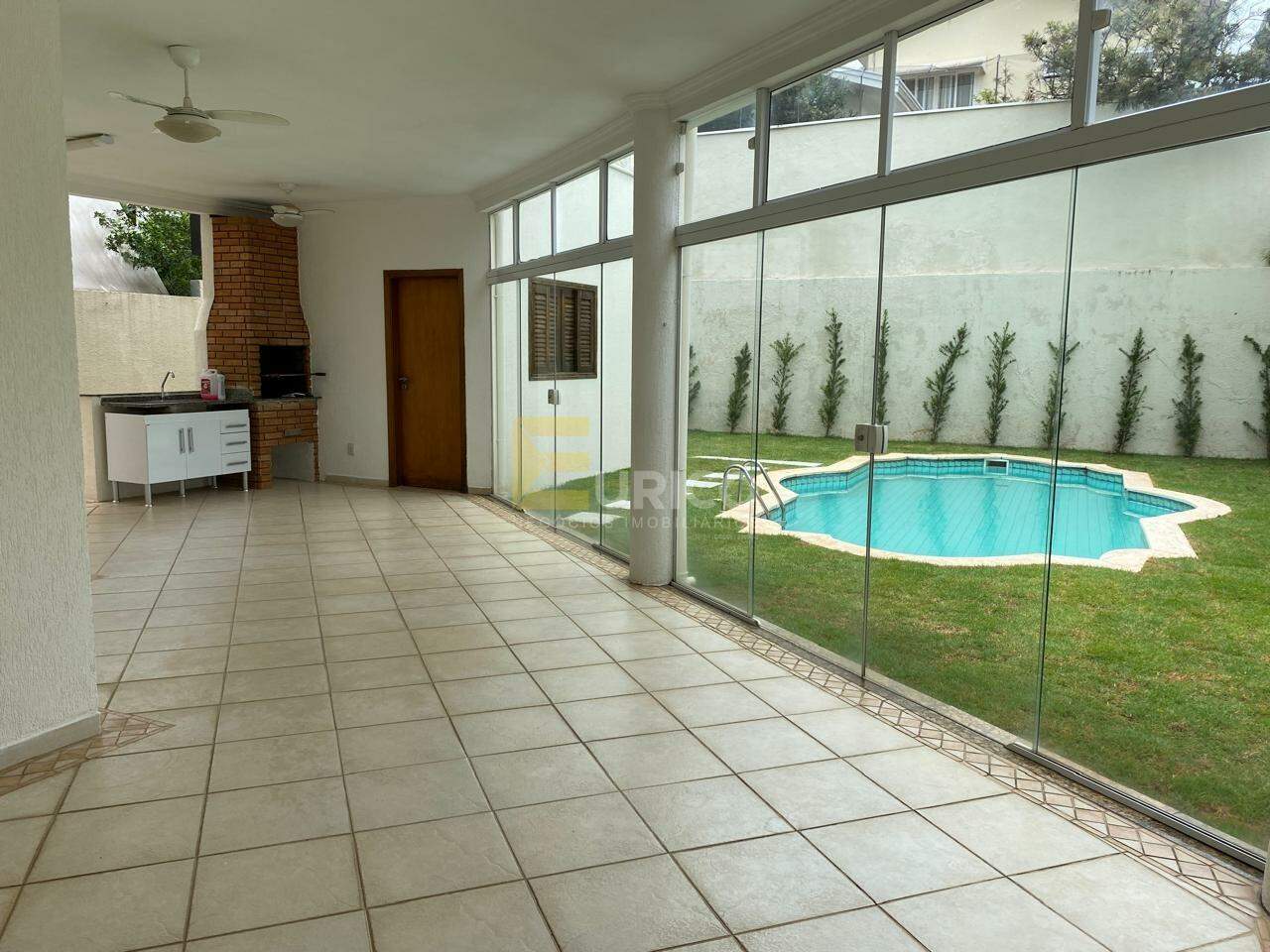 Casa em condomínio à venda no Condomínio Reserva Colonial em Valinhos/SP: