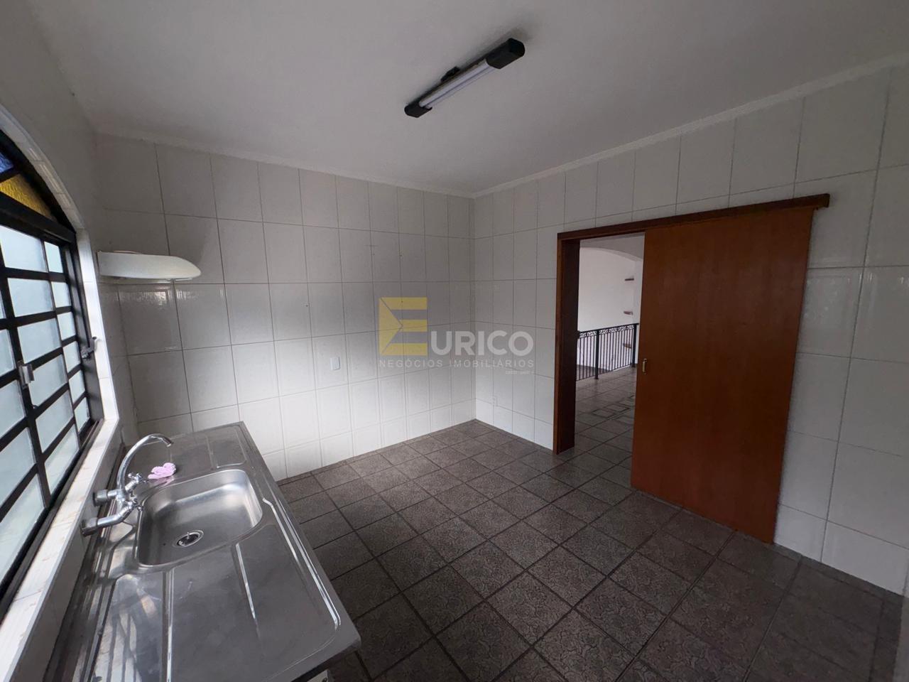 Casa à venda no Residencial Aquários em Vinhedo/SP: cozinha