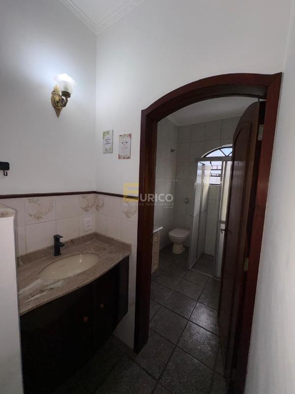 Casa à venda no Residencial Aquários em Vinhedo/SP: banheiro social