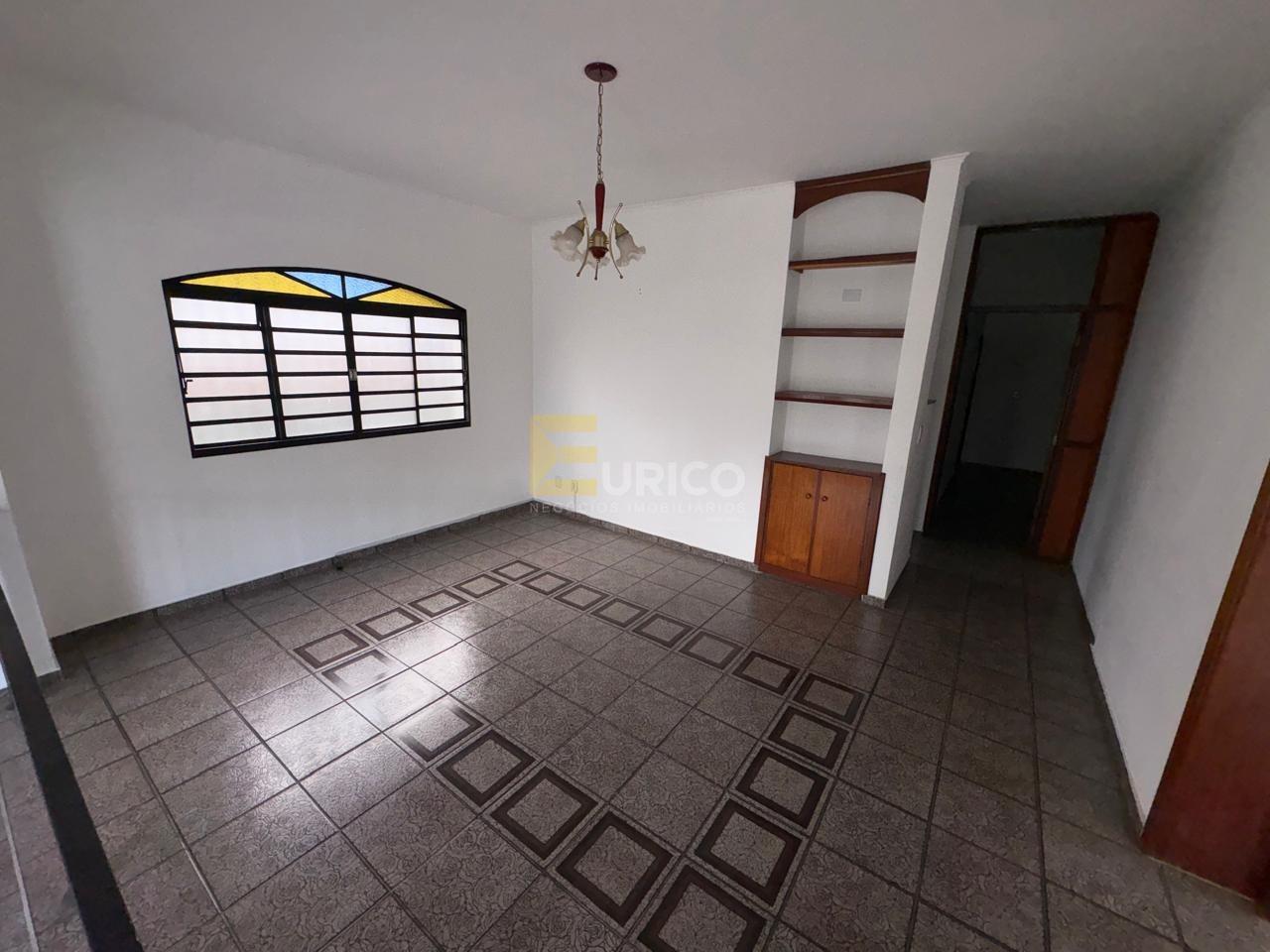 Casa à venda no Residencial Aquários em Vinhedo/SP: sala de jantar