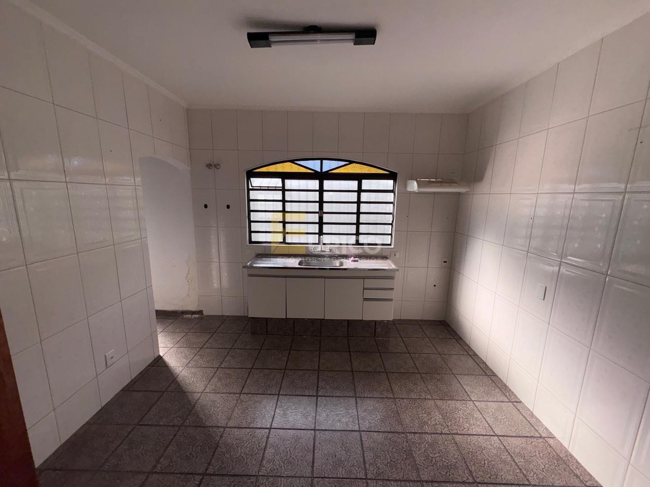 Casa à venda no Residencial Aquários em Vinhedo/SP: cozinha