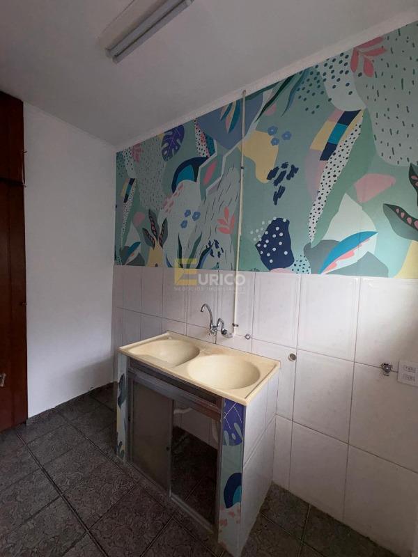 Casa à venda no Residencial Aquários em Vinhedo/SP: lavanderia