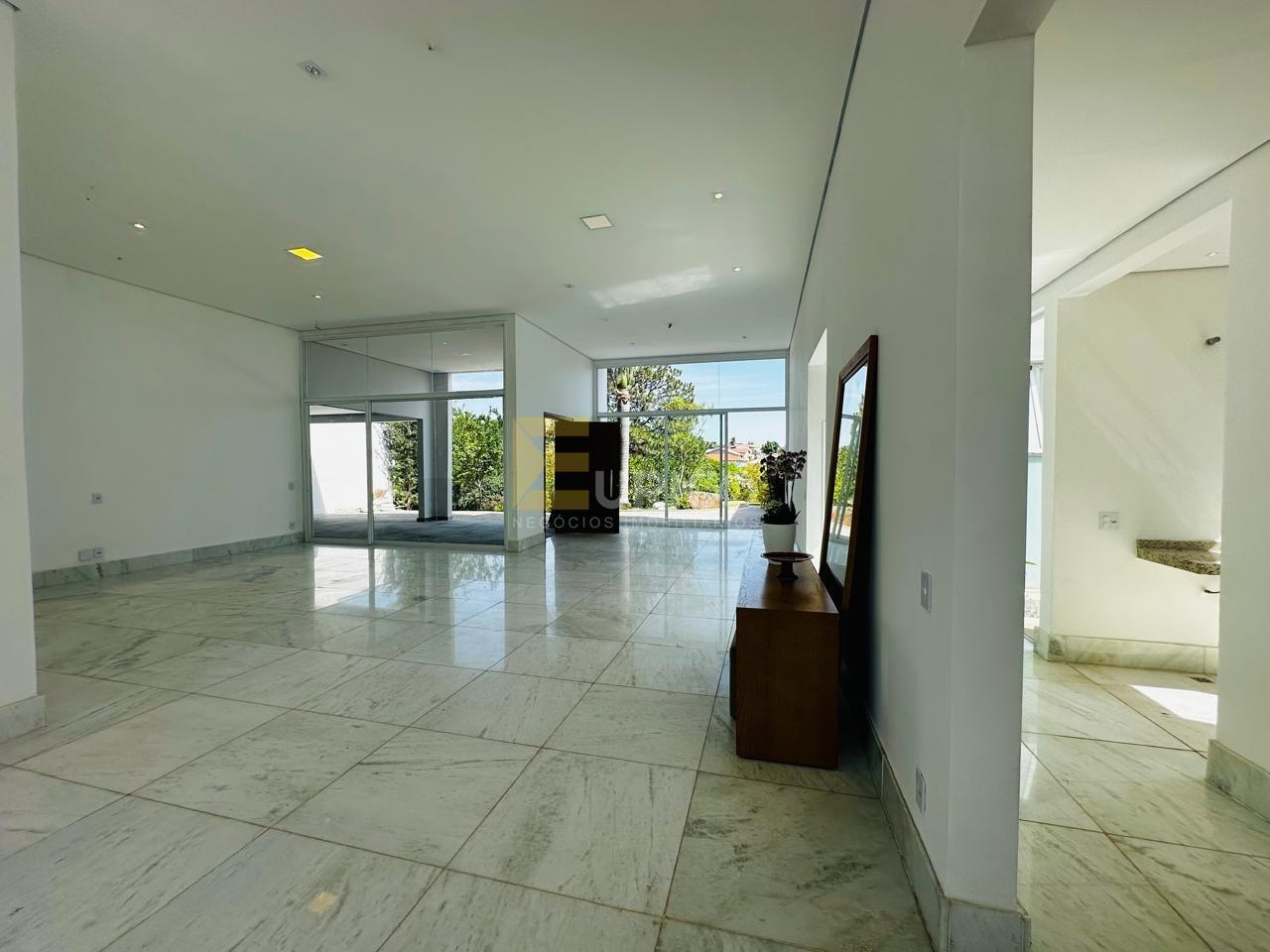 Casa em condomínio à venda no Condomínio Residencial Maison Blanche em Valinhos/SP: 