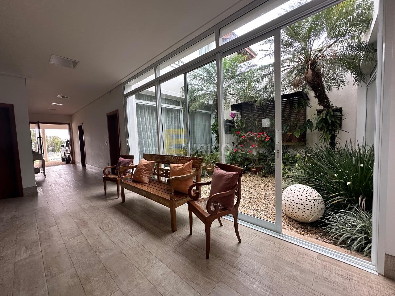 Casa em condomínio à venda no Condomínio Vila Hípica I em Vinhedo/SP: 