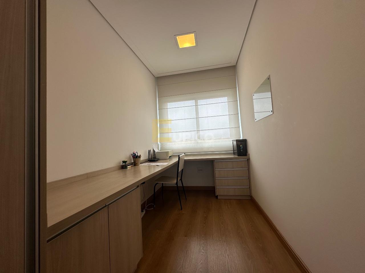 Casa em condomínio à venda no Condomínio Vila Hípica I em Vinhedo/SP: 