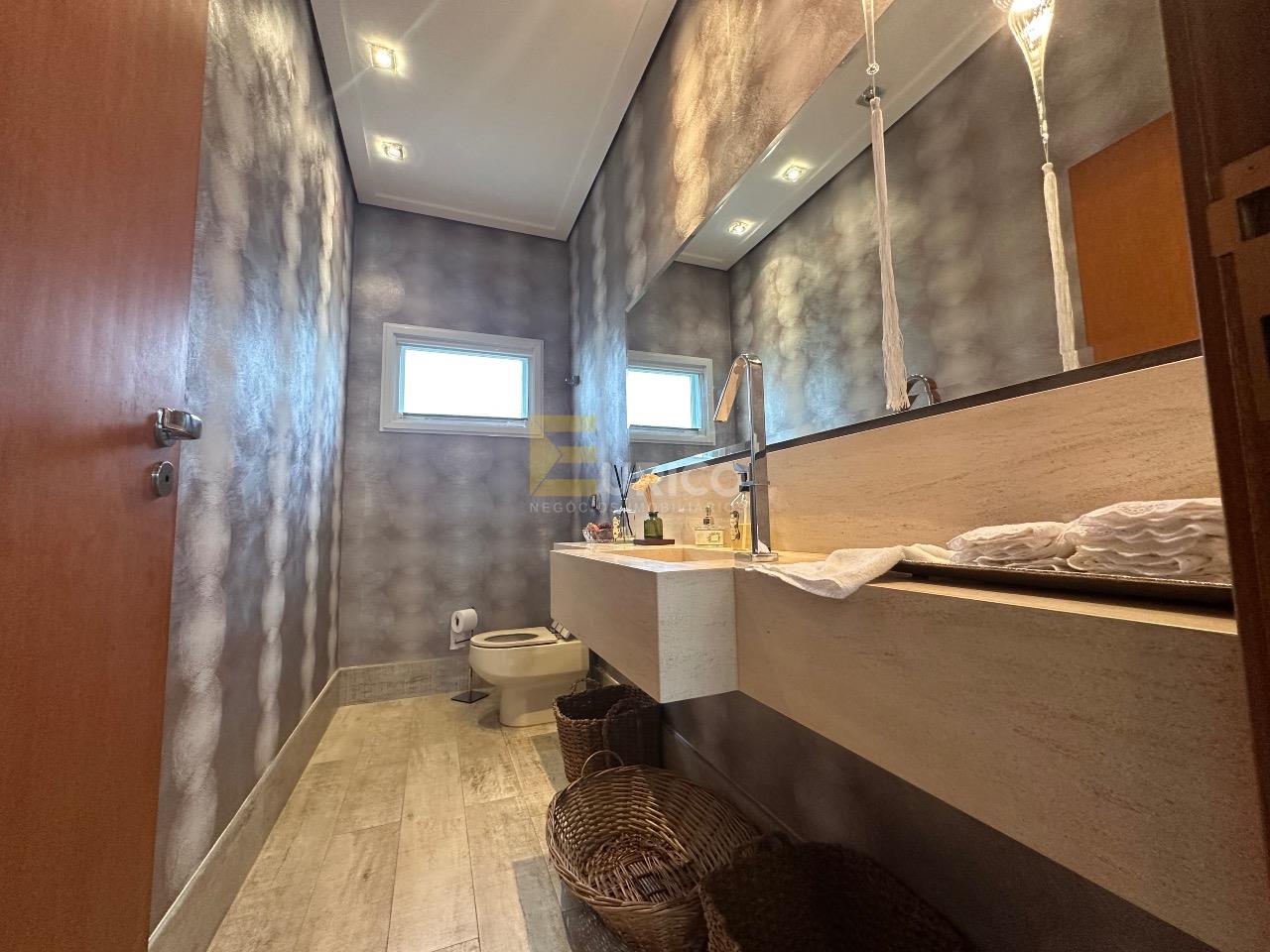 Casa em condomínio à venda no Condomínio Vila Hípica I em Vinhedo/SP: 