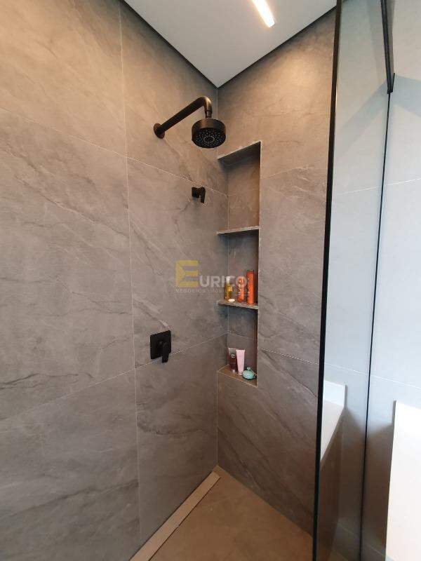 Casa em condomínio à venda no Condomínio Villagio Paradiso em Itatiba/SP: Ducha Suíte 2
