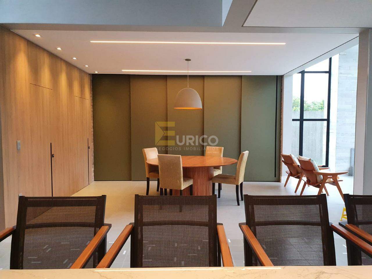 Casa em condomínio à venda no Condomínio Villagio Paradiso em Itatiba/SP: Vista a partir da Cozinha