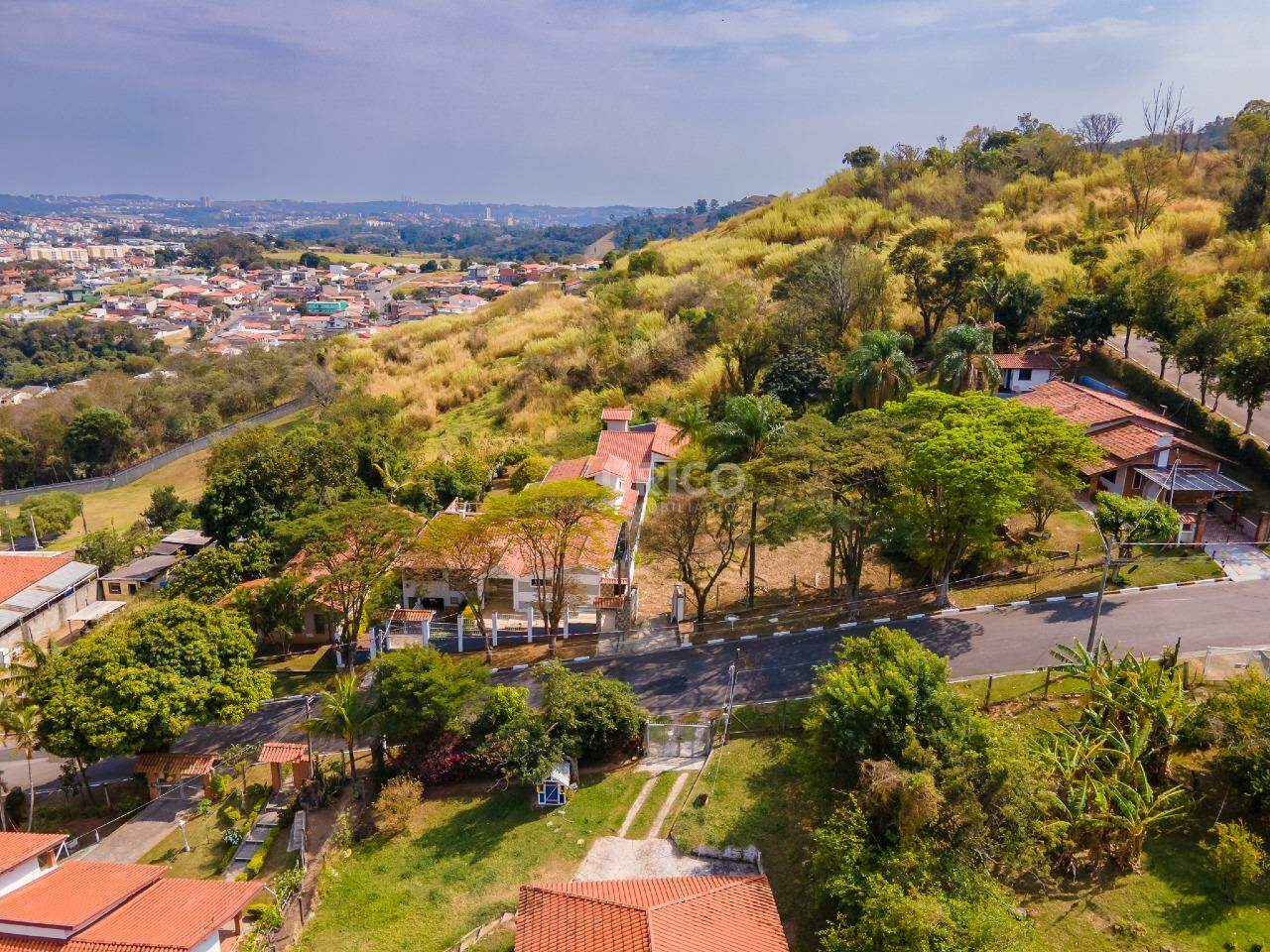 Terreno à venda no Bosque em Vinhedo/SP: 