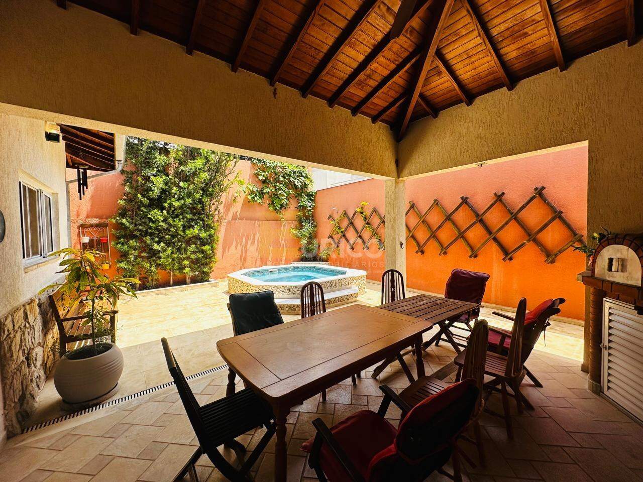 Casa em condomínio à venda no Condomínio Morada das Nascentes em Valinhos/SP: 